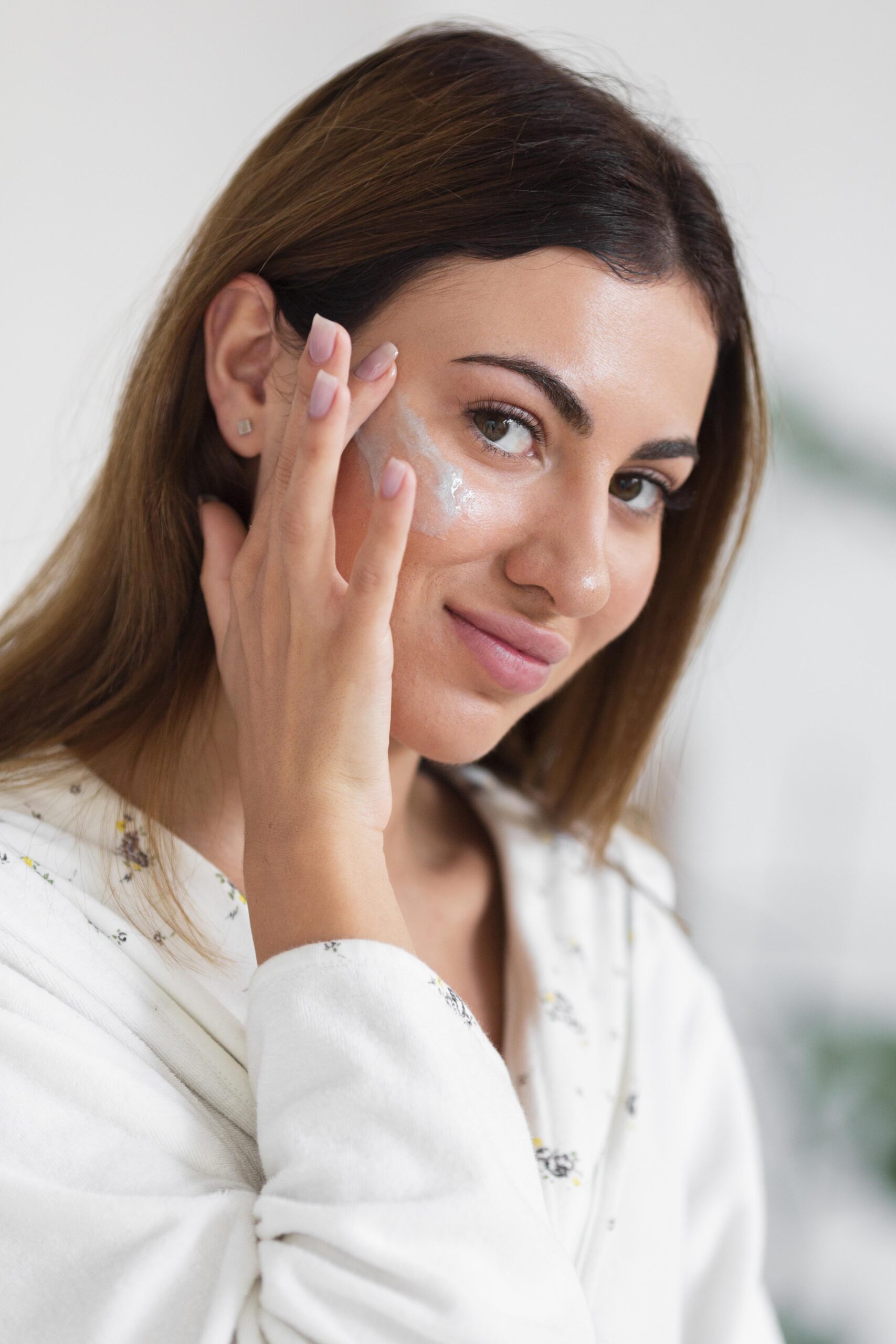 Top 7 Best Moisturizer for Oily Skin (2025 Update) 1 Best Moisturizers for Oily Skin