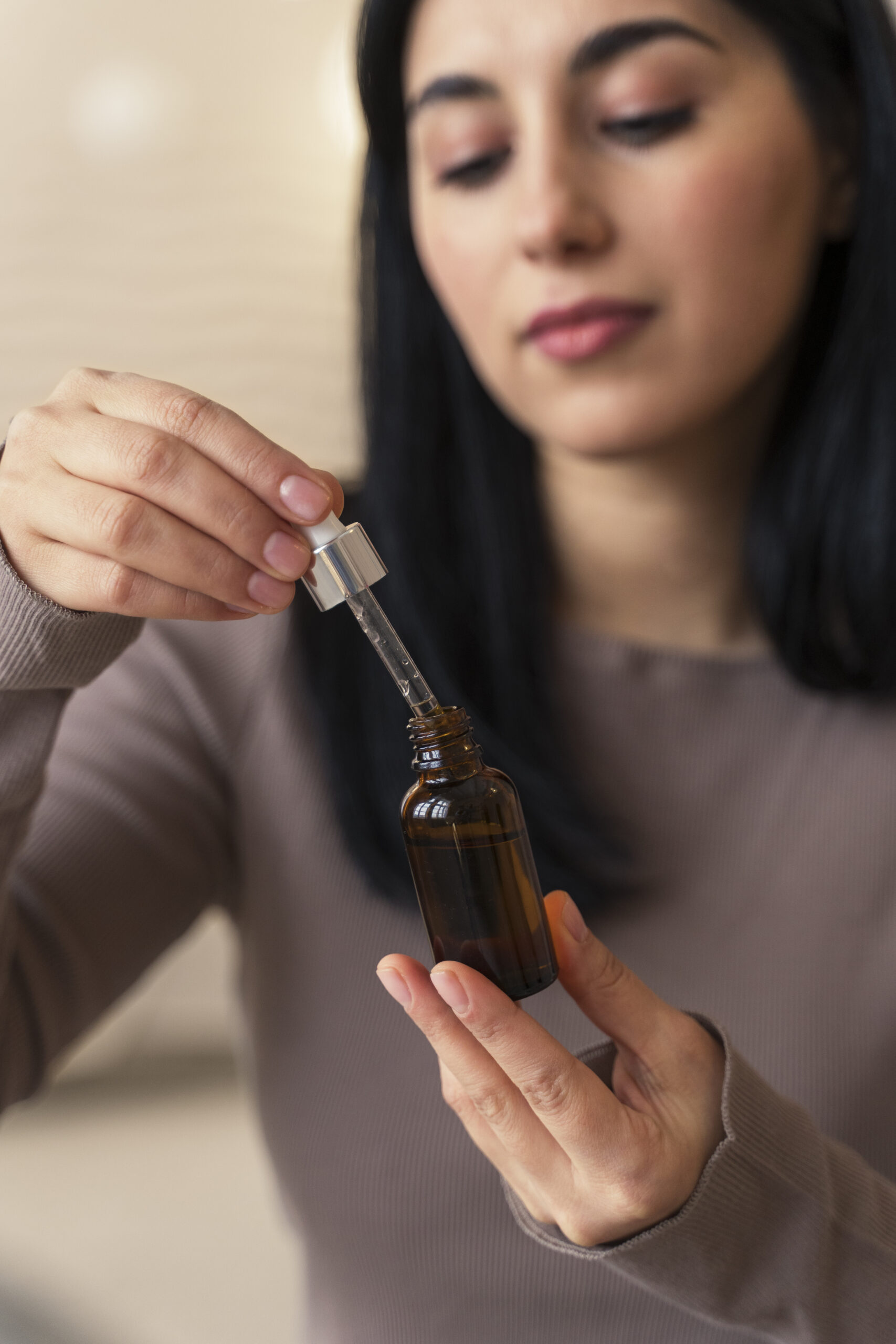Home 64 Tranexamic Acid for Skin 2025: Benefits, Uses & Results